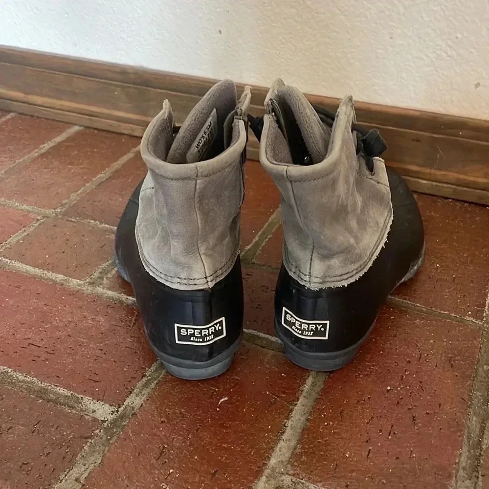 Sperry Saltwater Duck Boots Womens 6.5M‎ Grey Black Leather Waterproof STS81732
